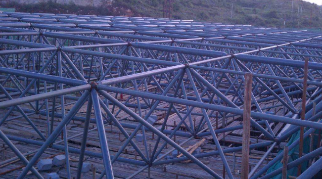 威海概述网架加工中对钢材的质量的过细恳求